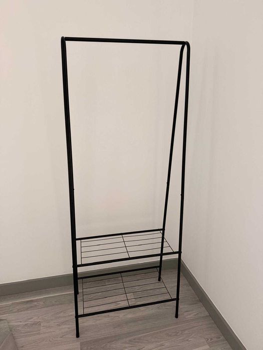 Charriot de metal preto