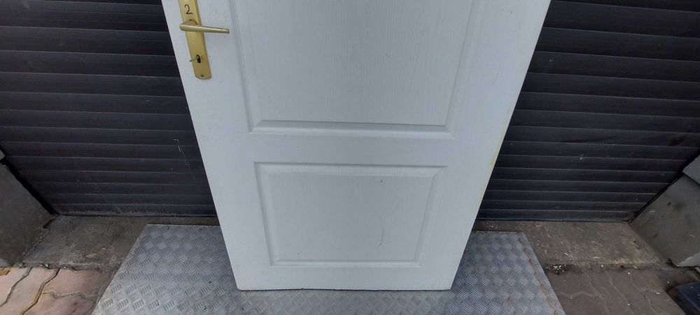 Drzwi wewnętrzne 200x90.