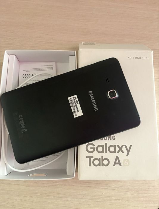 Планшет Samsung Galaxy Tab 7