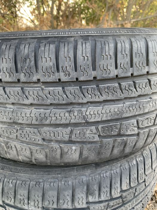 Nokian 215 55 116C резина 4 шт гума б/у