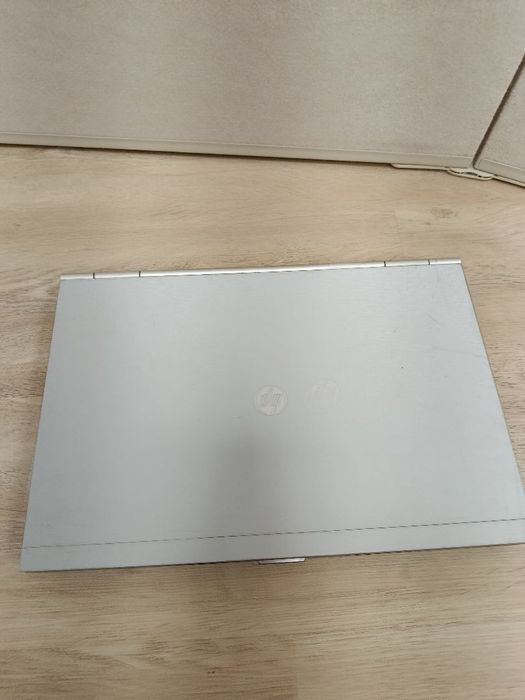 Portatil i5 HP - Bom estado