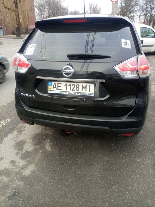 Продается автомобиль Ниссан Х-ТР