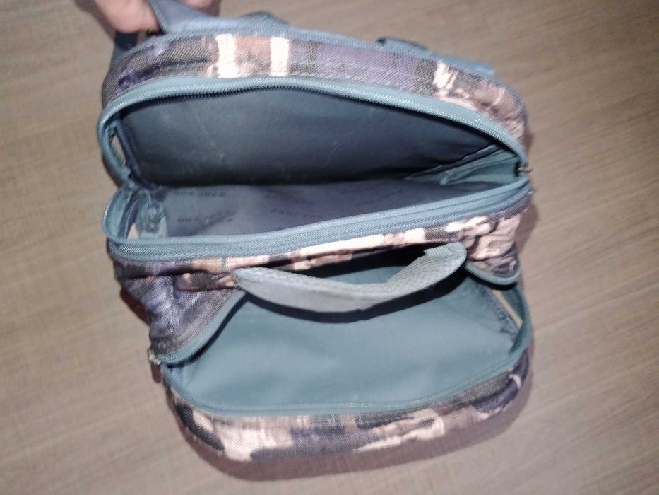 Продам детский рюкзак школьный.