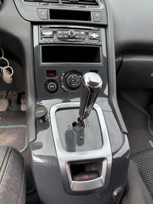 Peugot 5008 1.6 eHDI Automat