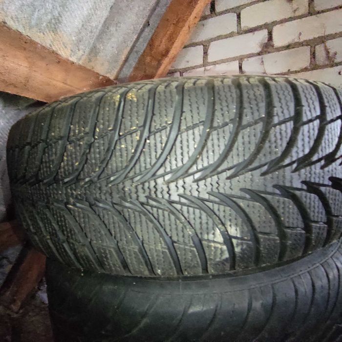 Резина 205/50/17 зіма /літо