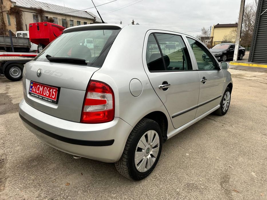 Шкода фабія 1.4 бензин СВІЖОПРИГНАНА