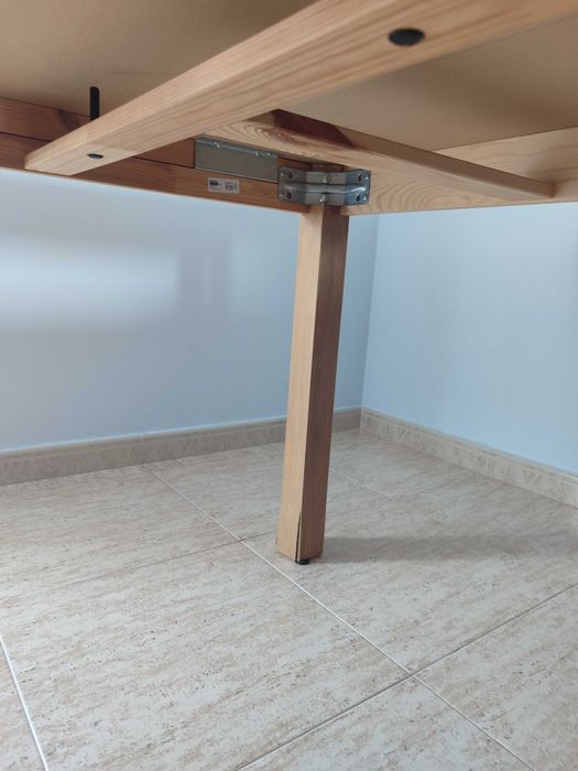 Mesa extensível bjrusta ikea