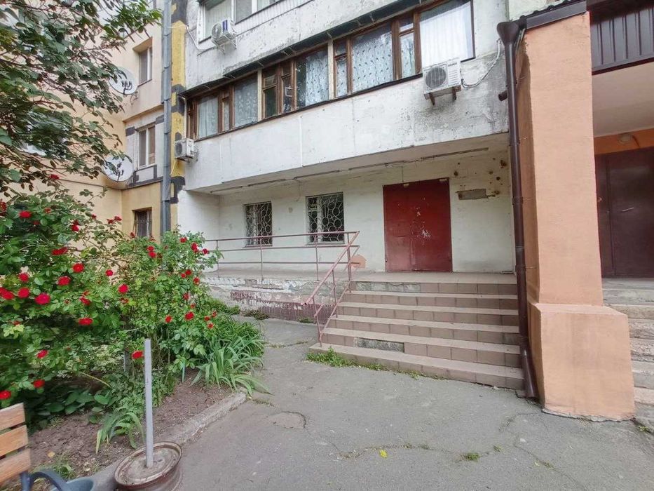 Продам помещение 150 м2 в оживленном месте, Рабочая 75, проф. Герасюты