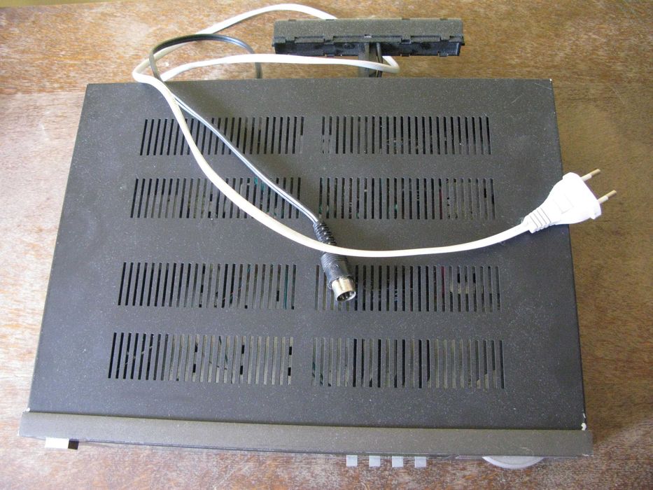 Радио-Тюнер ТЕСЛА