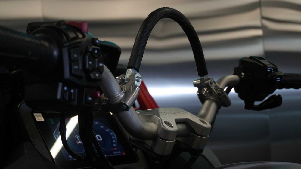 CfMoto CForce 1000MV