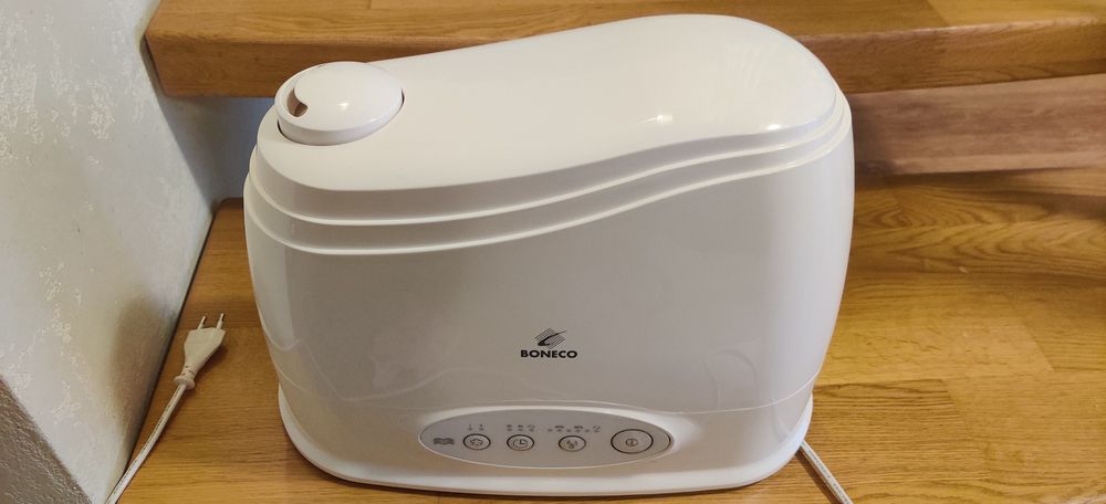 Зволожувач повітря Boneco 7136