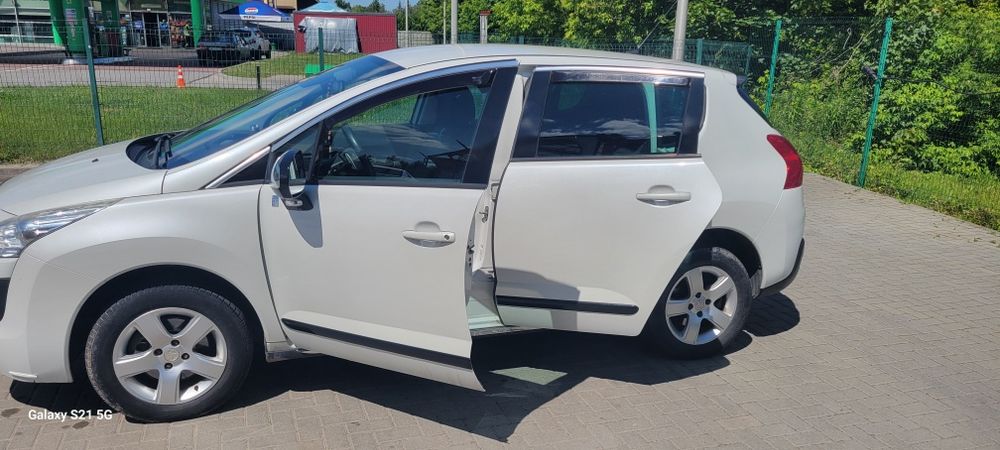 Peugeot 3008 2012 VIN VF3HURHC8CS170221 фото оголошення 3 з 13