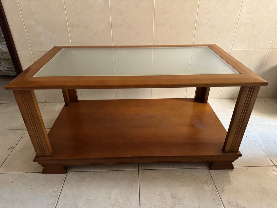 Mesa de centro cerejeira