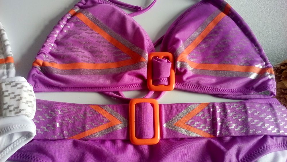 Na piscina ou na Praia? Sinta-se bem com estes biquinis L/XL!