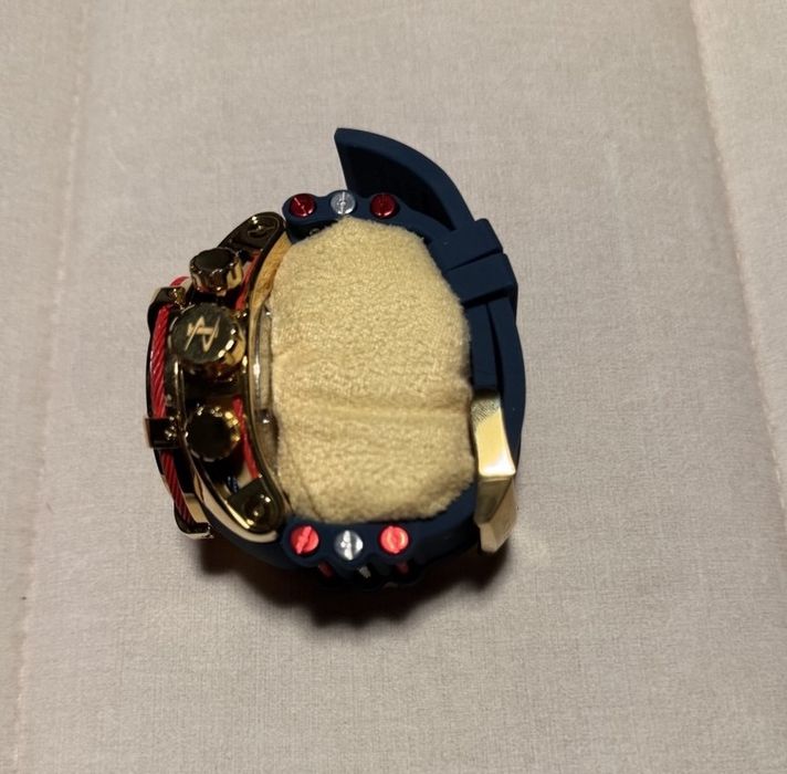 Часы наручные мужские invicta reserve bolt zeus оригинал