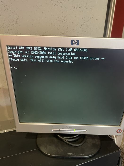 Monitor HP L1502