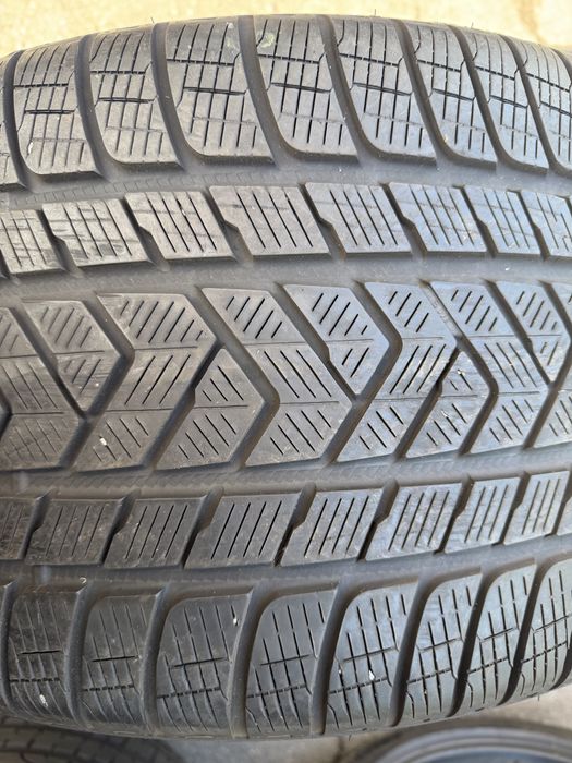 315/30 r 22 Pirelli 1шт.