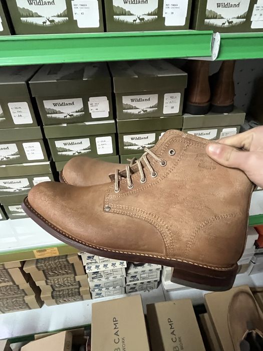 Lote de Botas, Botins e Sapatos