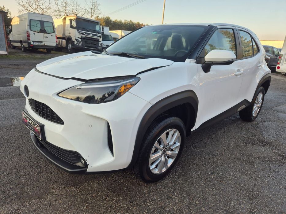 Toyota Yaris Cross 1.5 Hybrid 116 KM Automat, Climatronic, Navi