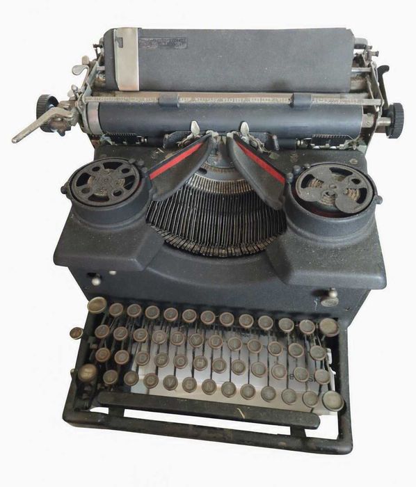 Máquina de escrever antiga