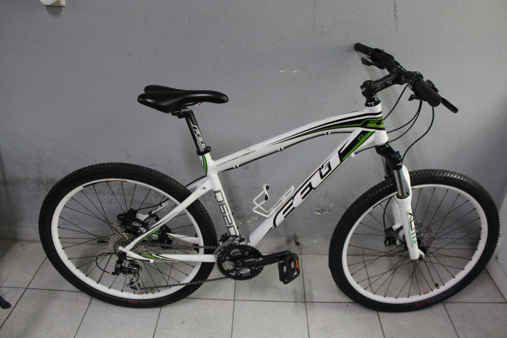 Rower górski FELT Q620, Rama 17,5", Koła 26", Amor. Alu Shimano Alivio