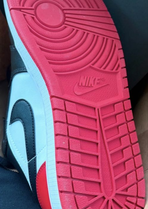 Air jordan low red/white/black