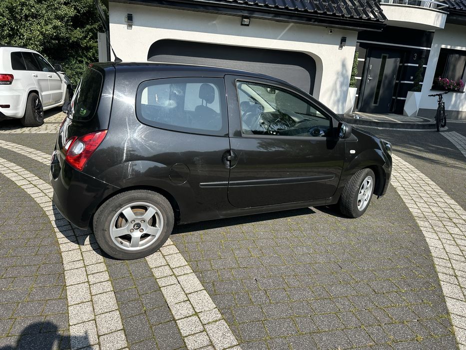 Renault Twingo benzyna klimatyzacja maly przebieg stan bdb poserwisie