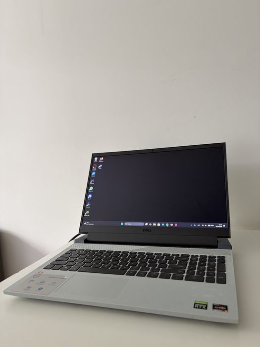 Dell G15 / RTX 3050 / AMD Ryzen 5 5600H / 8 GB (DDR4) / 512 GB / 120 Hz / 15.6 Ekran