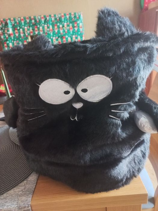 Nowy kosz na zabawki Kotek