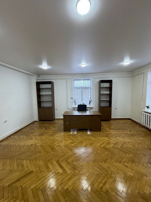 Оренда комерційного приміщення по вул. Чупринки