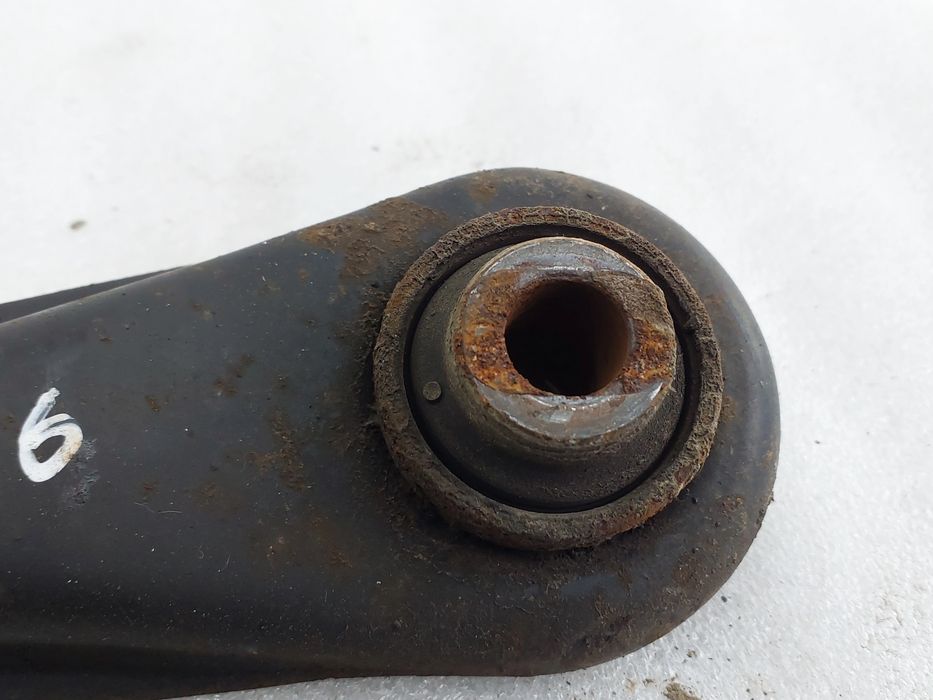 Braço de suspensão trás esquerdo CITROËN C4 Aircross