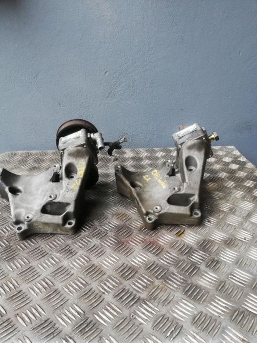 Bomba de direção assistida Opel 2.0 e 2.2 Dti (Frontera, Vetra, Astra...)