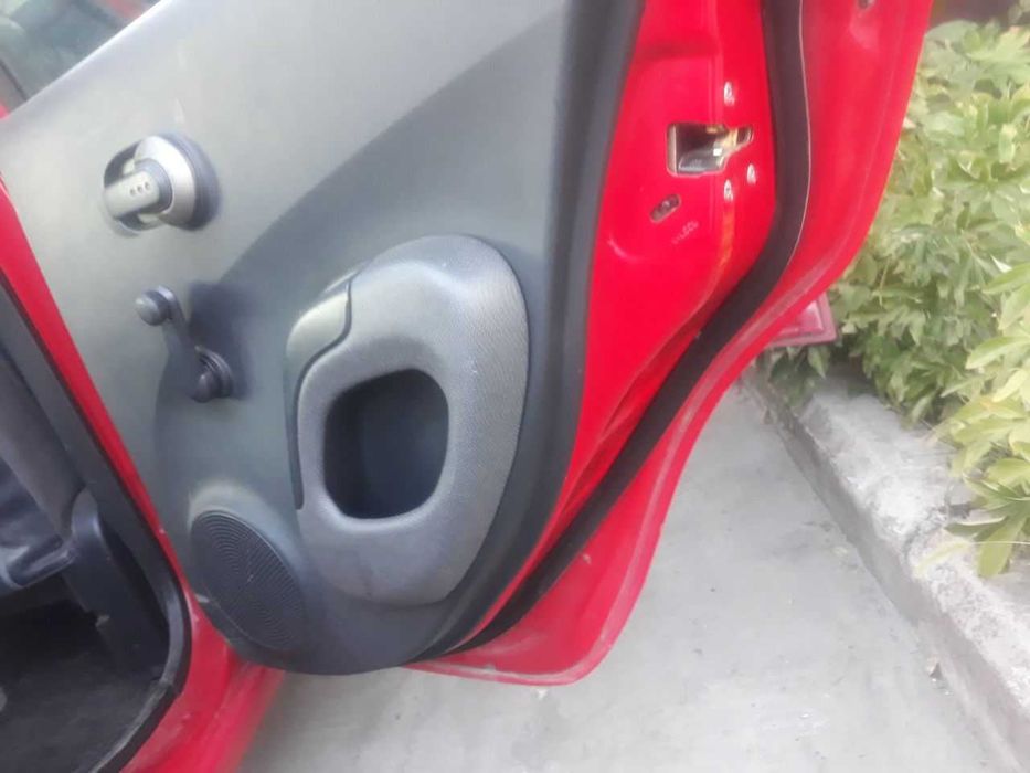 Nissan Micra 2004, дизель 1.5л