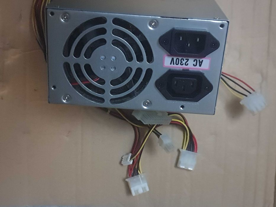 fonte de alimentação para computador desktop