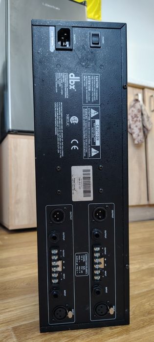Еквалайзер DBX 1231