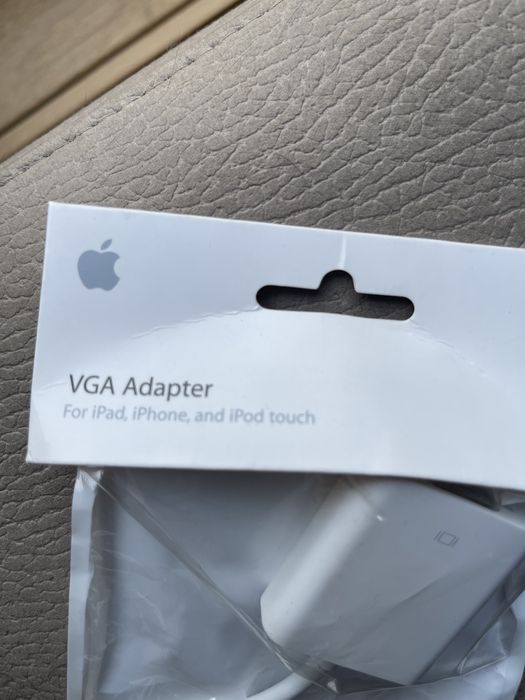 APPLE VGA Adapter / Adapter for iPad / iPhone / iPod touch64552969429505124