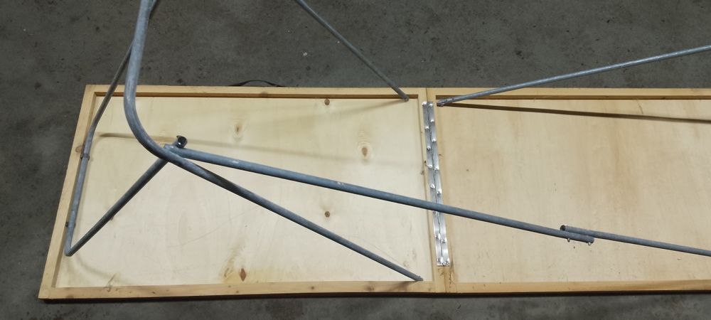 Stół do tapetowania skladany