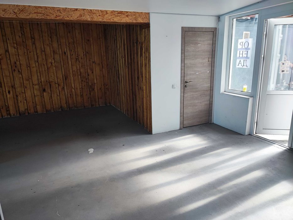 ОРЕНДА торгового приміщення 84 м²
