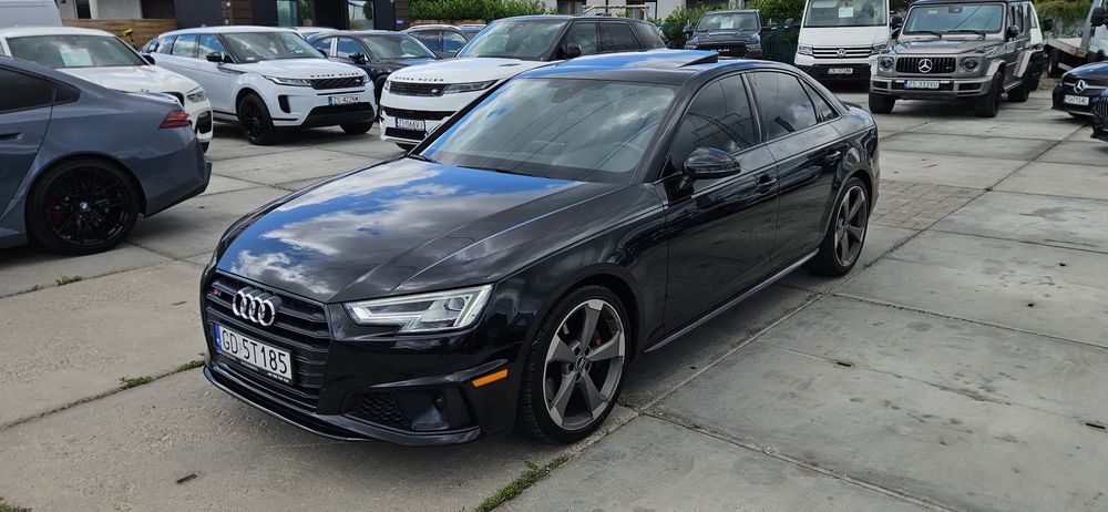 Audi S4 Limousine