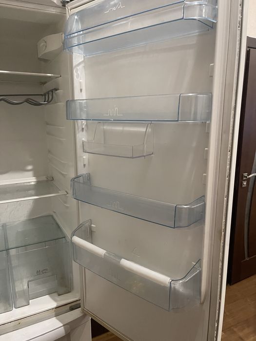 продам холодильник