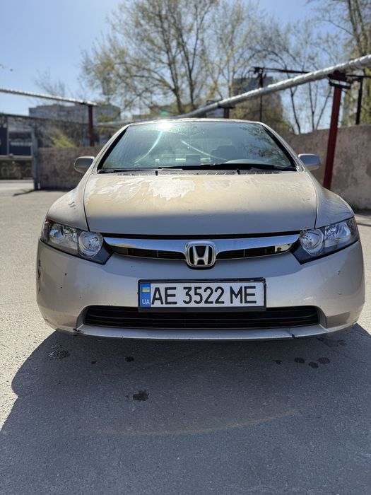 Honda Civic 1.8 бензин