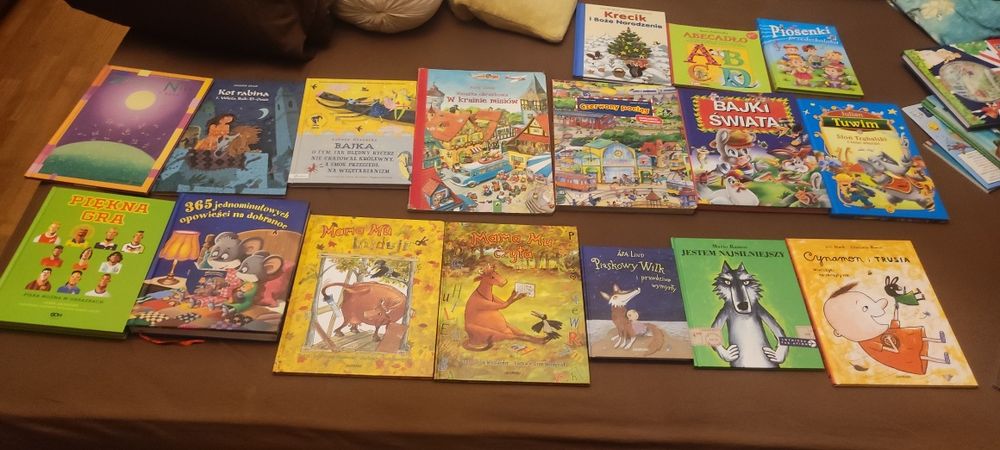 Książeczki kolorowe śliczne nowe