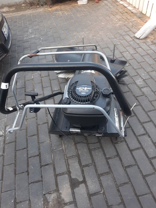 Zamiatarka spalinowa tk 20 briggs