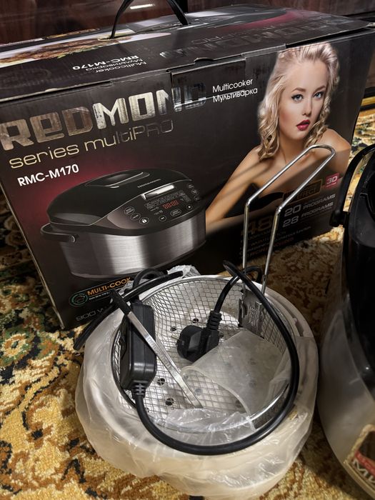 Мультиварка Redmond rmc-m170