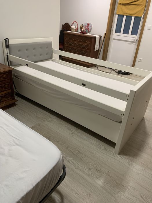 Cama articulada eletrica