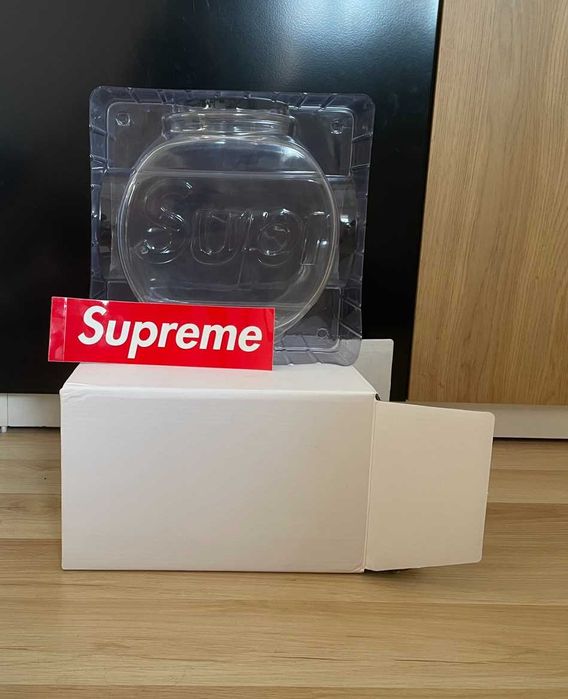 Supreme Fish Bowl