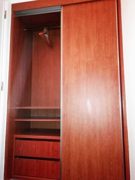 Quarto em apartamento mobilado/equipado-jovens trabalhadores - Benfica