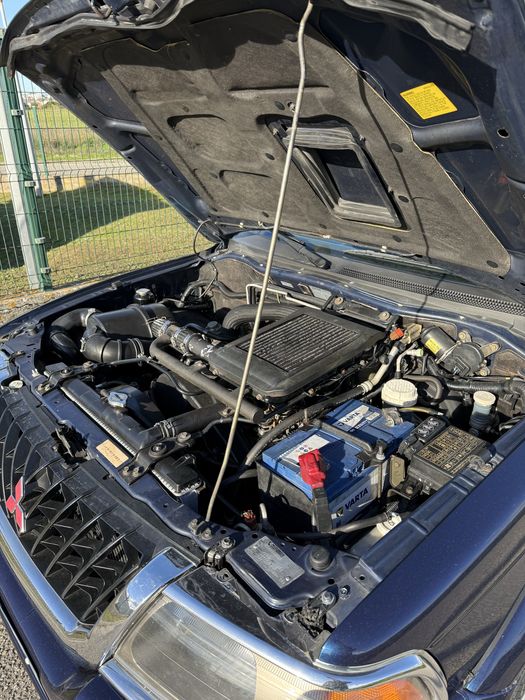 Mitsubishi pajero sport wagon 2.5 original
