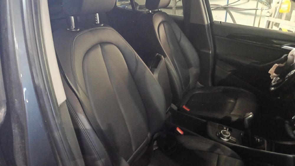 Conjunto de bancos BMW X1 (F48)