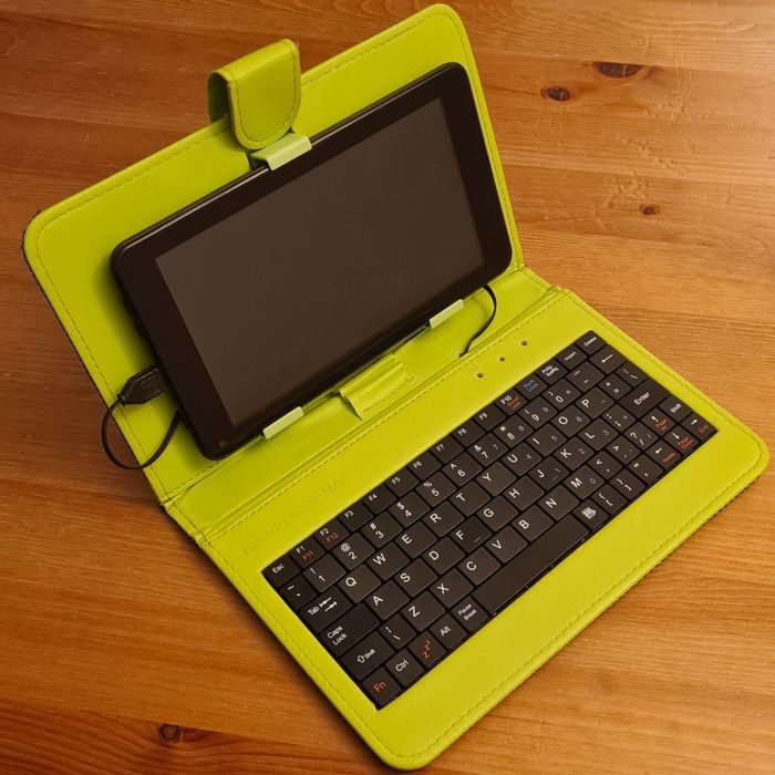 Capa p/ Tablet de 7"